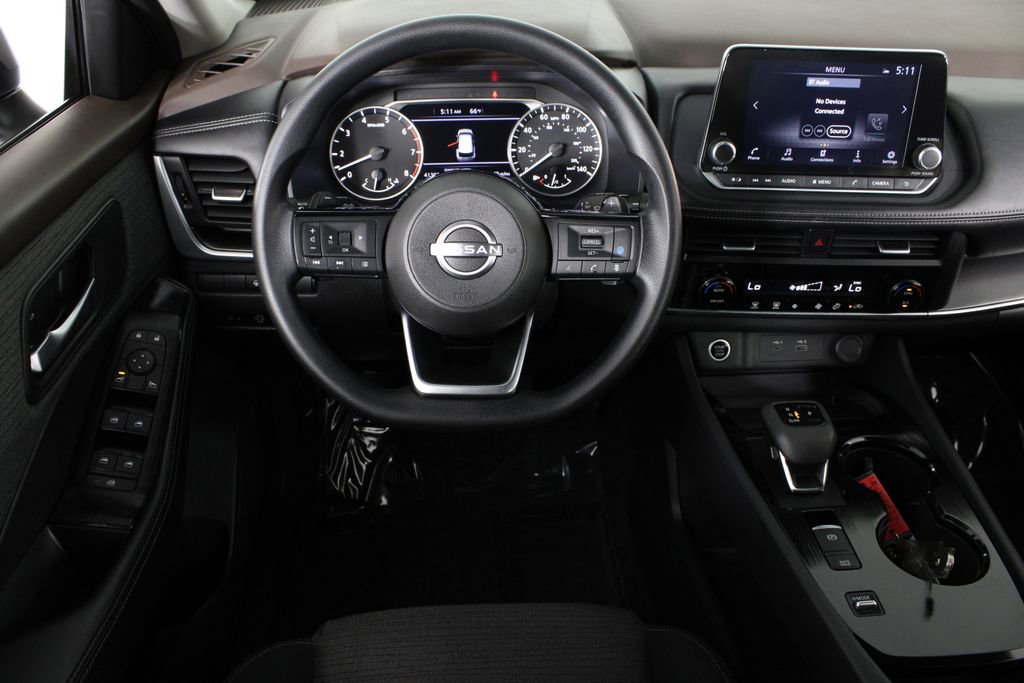 Certified 2023 Nissan Rogue SV image 7