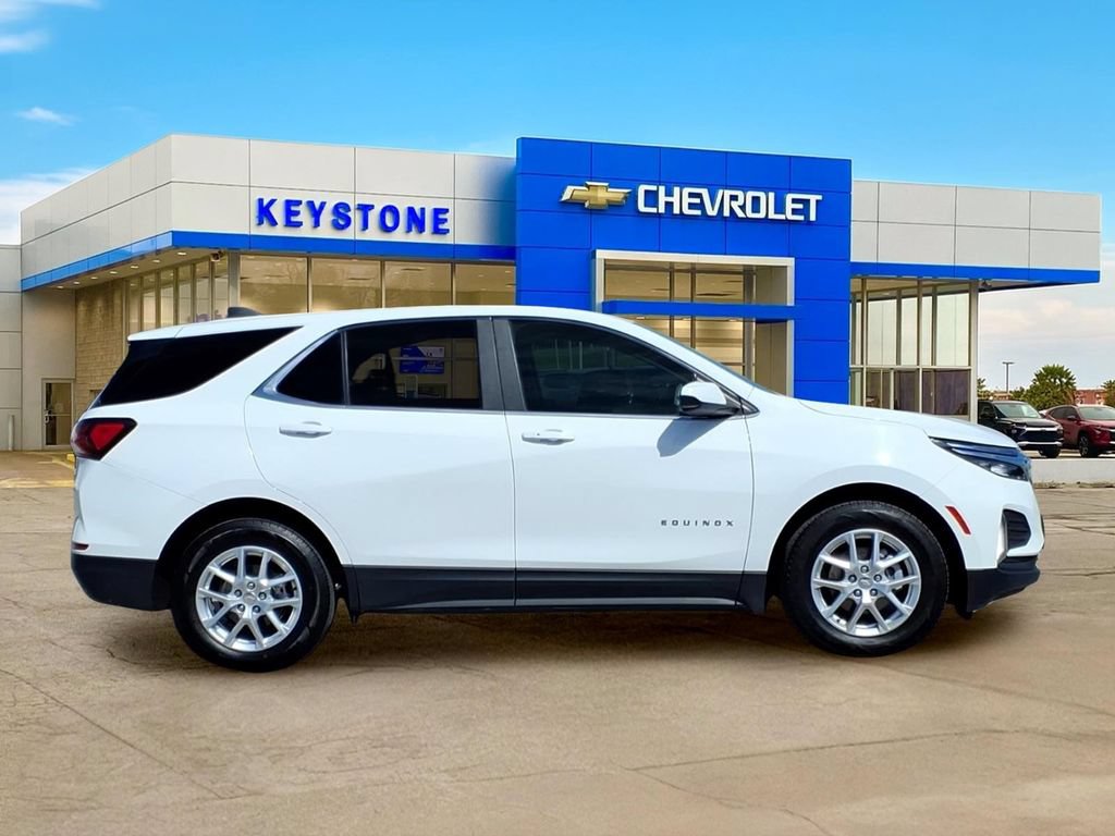 Used 2024 Chevrolet Equinox LT FWD image 8