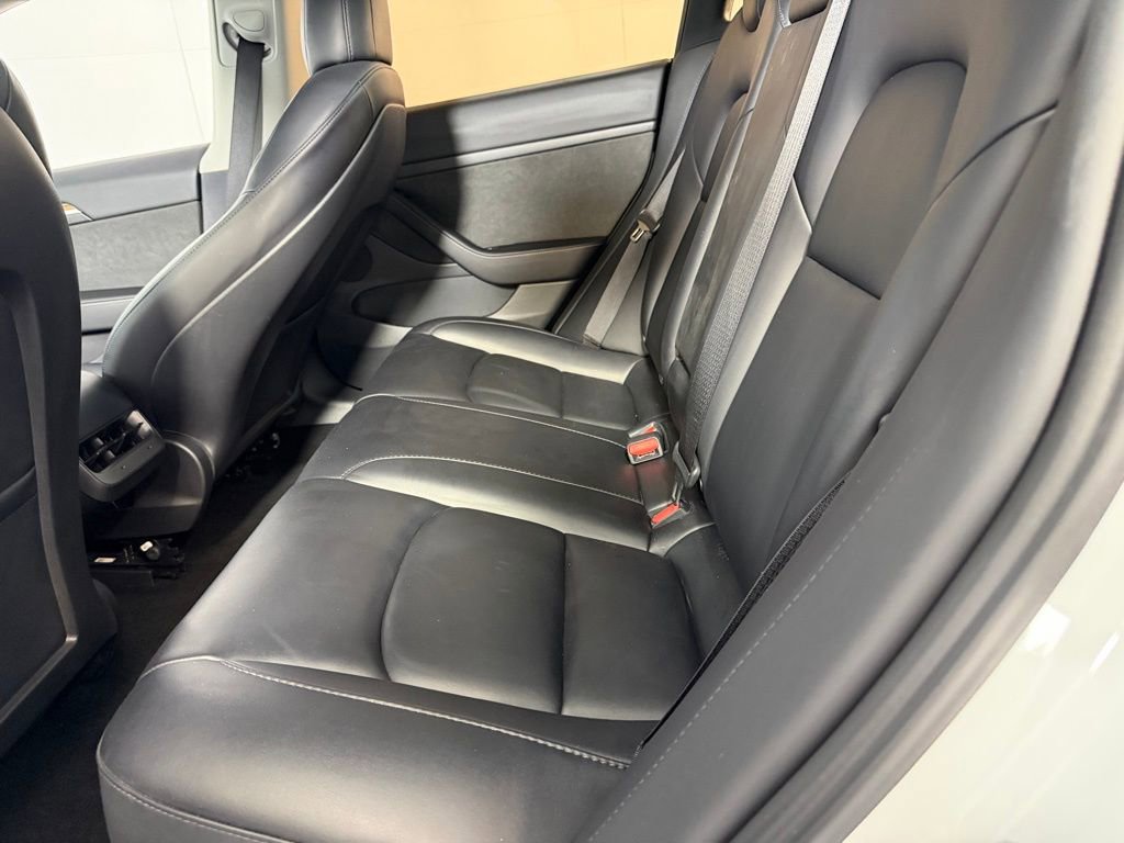 Used 2023 Tesla Model 3 Standard Range image 26
