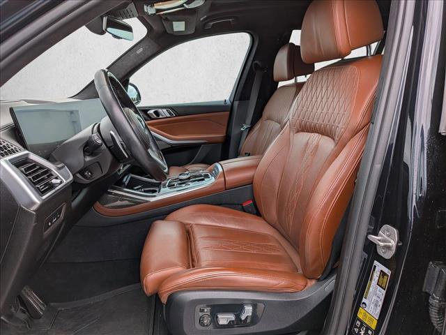 Certified 2024 BMW X7 M60i w/ Executive Package image 15
