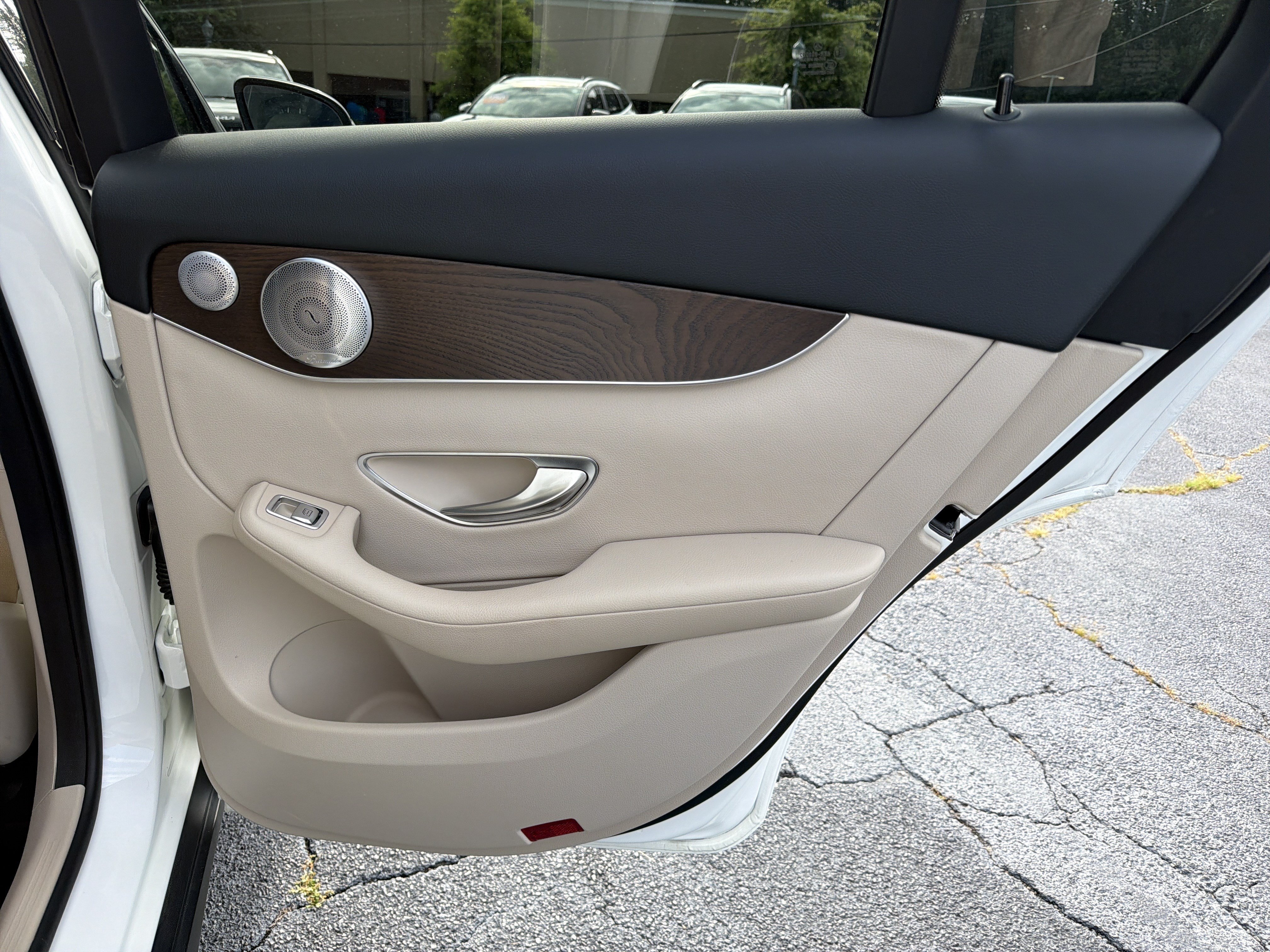 Used 2019 Mercedes-Benz GLC 300 image 14