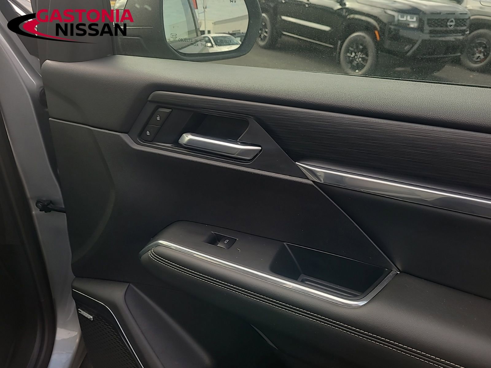 Used 2025 GMC Acadia Elevation image 14