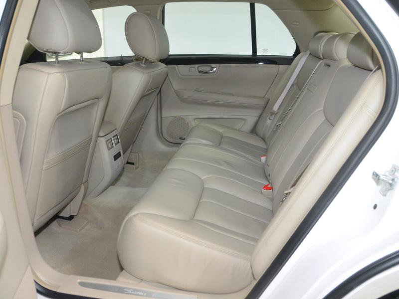 Used 2011 Cadillac DTS Premium w/ Driver Awareness Package image 30