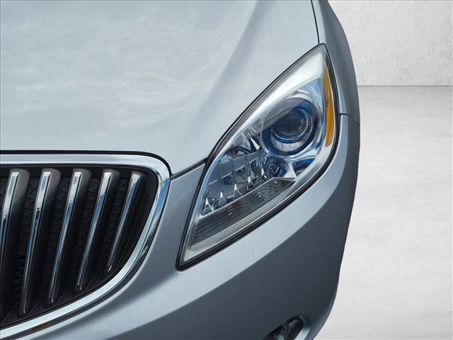 Used 2013 Buick Verano FWD image 9