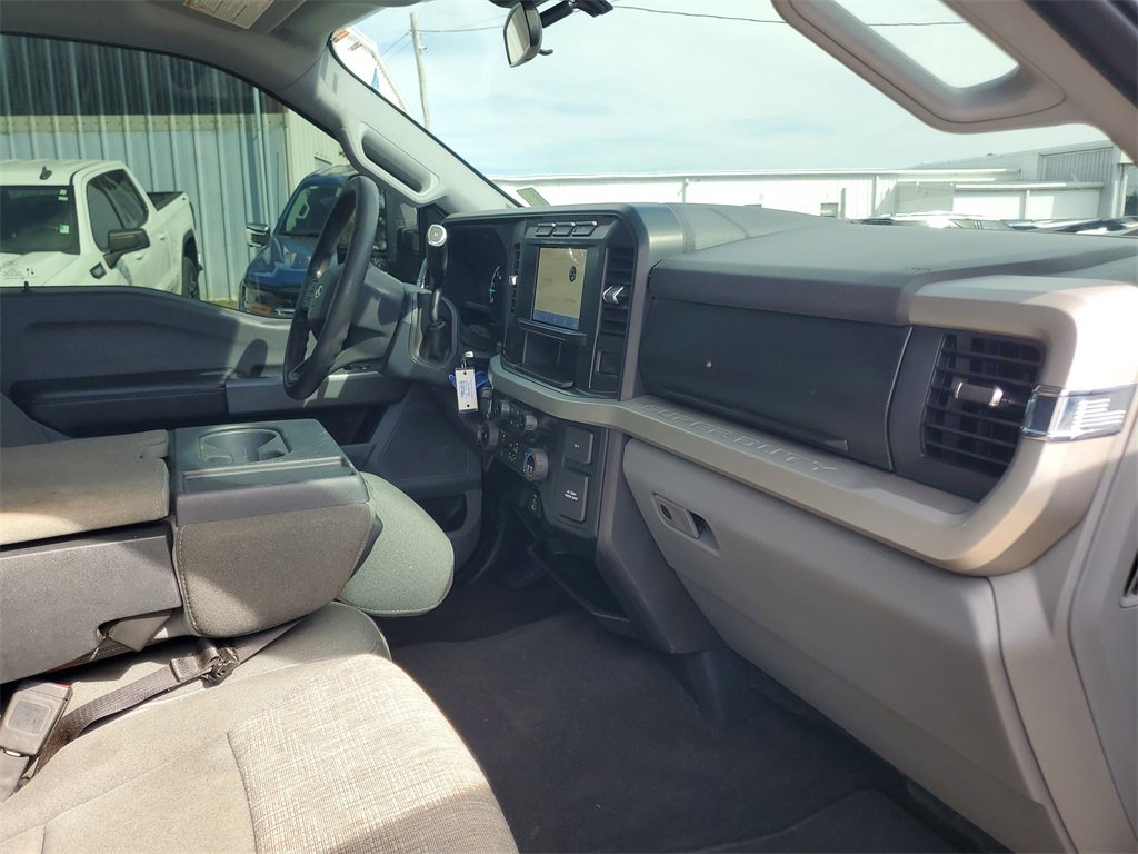Used 2024 Ford F350 XLT image 31