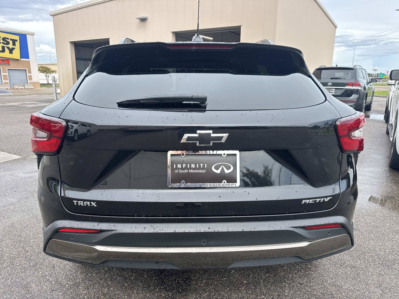 Used 2025 Chevrolet Trax ACTIV w/ Sunroof Package FWD image 6