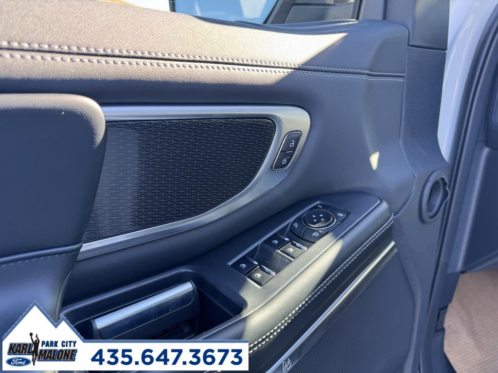 New 2025 Ford Expedition Max Platinum w/ Stealth Performance Package image 9