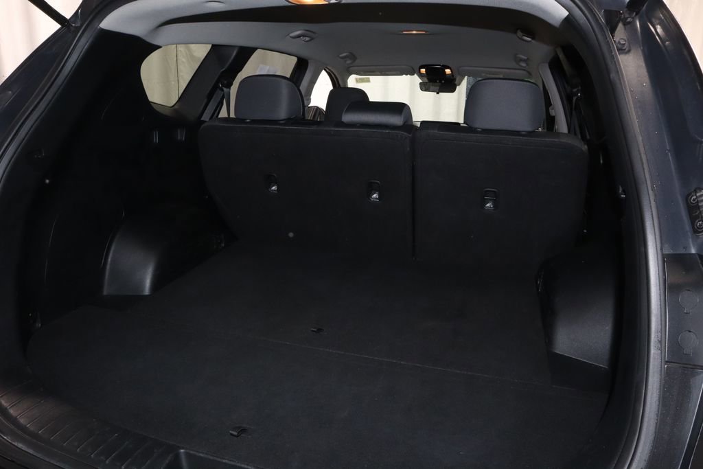 Used 2021 Hyundai Santa Fe SE image 16