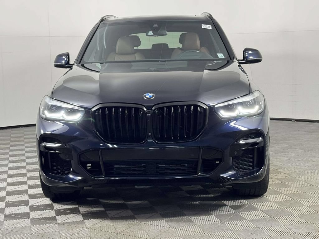 Used 2023 BMW X5 xDrive40i w/ M Sport Package AWD/4WD image 6