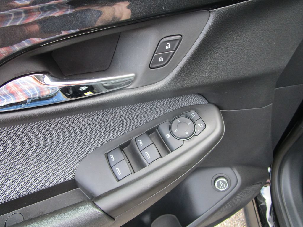 New 2026 Chevrolet TrailBlazer LT w/ Convenience Package FWD image 24