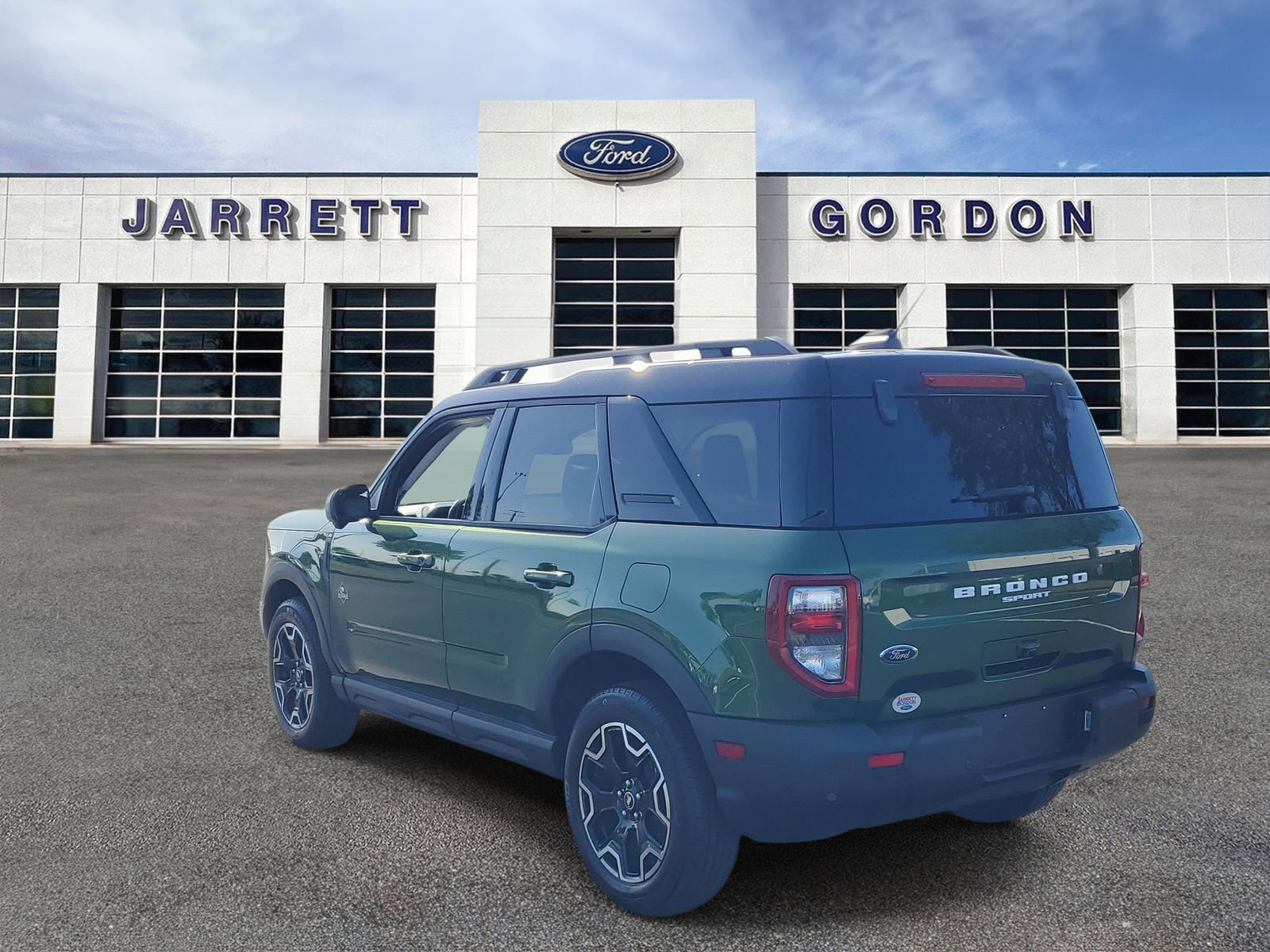 Certified 2025 Ford Bronco Sport Outer Banks w/ Outer Banks Tech Package+ image 3