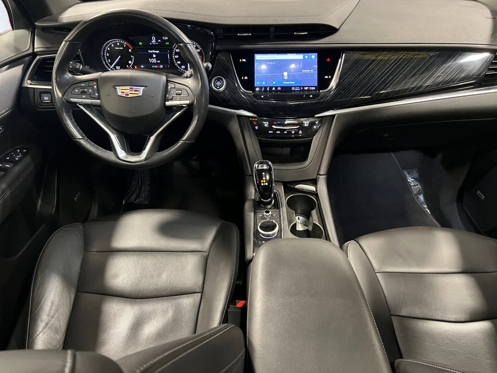 Used 2024 Cadillac XT6 Premium Luxury AWD/4WD image 6