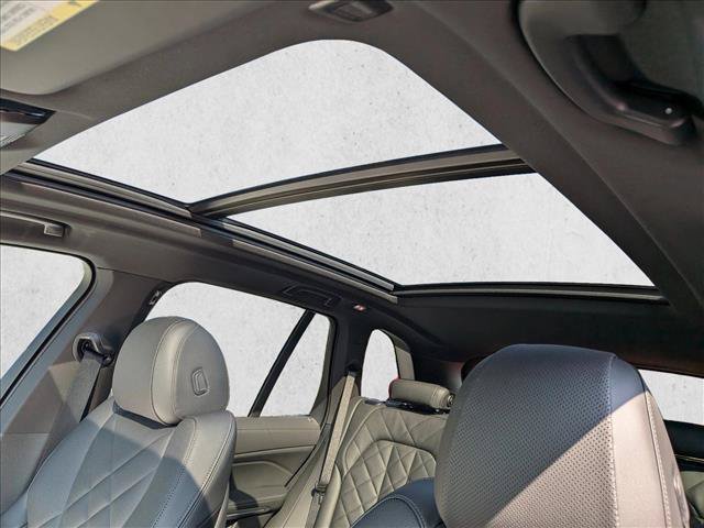New 2026 BMW X5 xDrive40i w/ M Sport Package AWD/4WD image 15