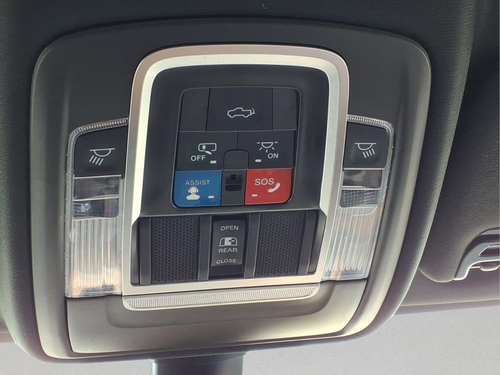 Used 2022 RAM 3500 Limited image 30