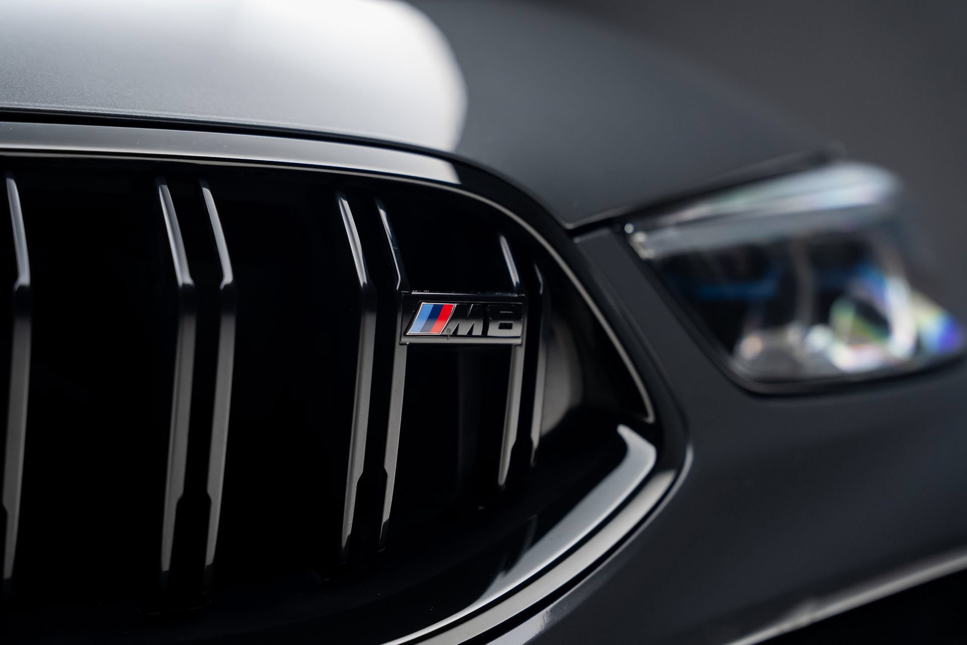 Used 2020 BMW M8 Convertible AWD/4WD image 16