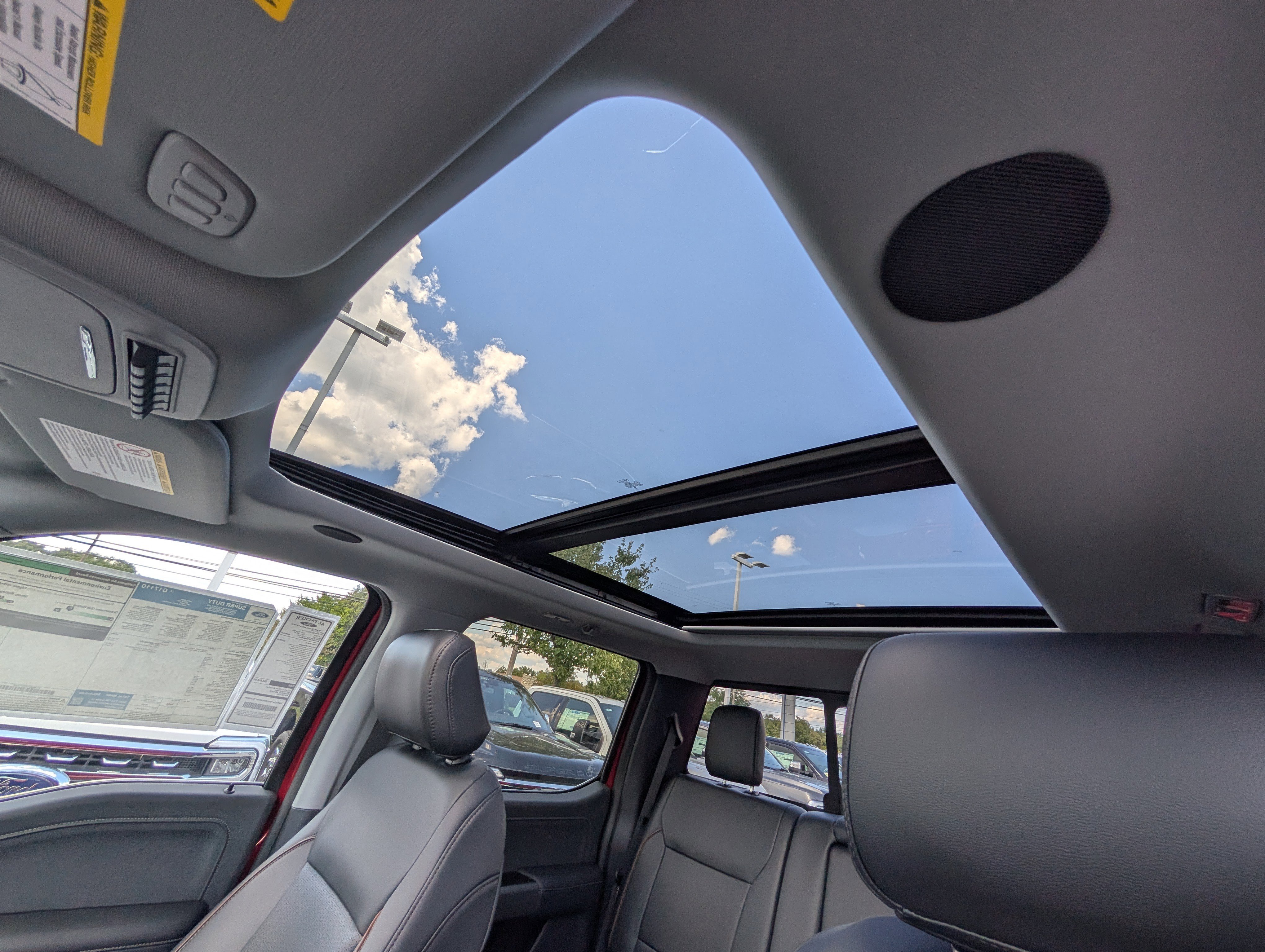 New 2026 Ford F250 Lariat w/ Lariat Ultimate Package image 33
