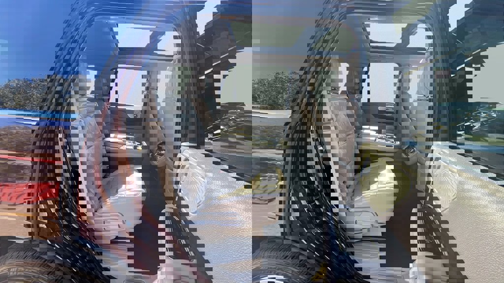 Used 2020 Lincoln Navigator Reserve w/ Luxury Package image 23