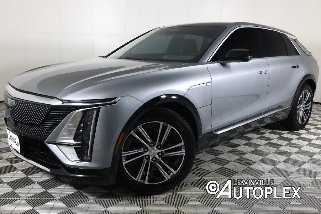 Used 2024 Cadillac Lyriq Luxury