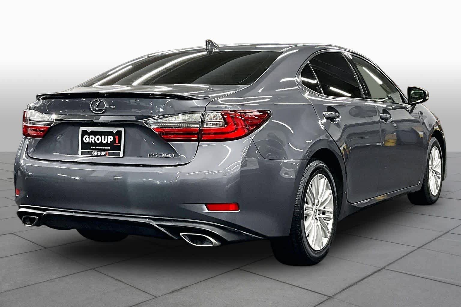 Used 2017 Lexus ES 350 w/ Accessory Package 2 FWD image 12