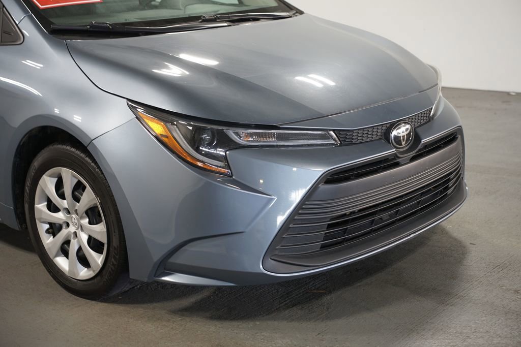 Used 2024 Toyota Corolla LE image 4