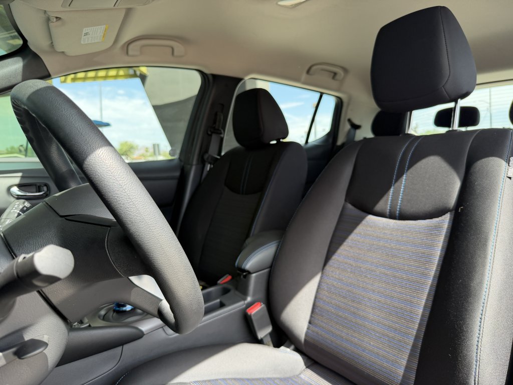 Used 2025 Nissan Leaf S FWD image 29