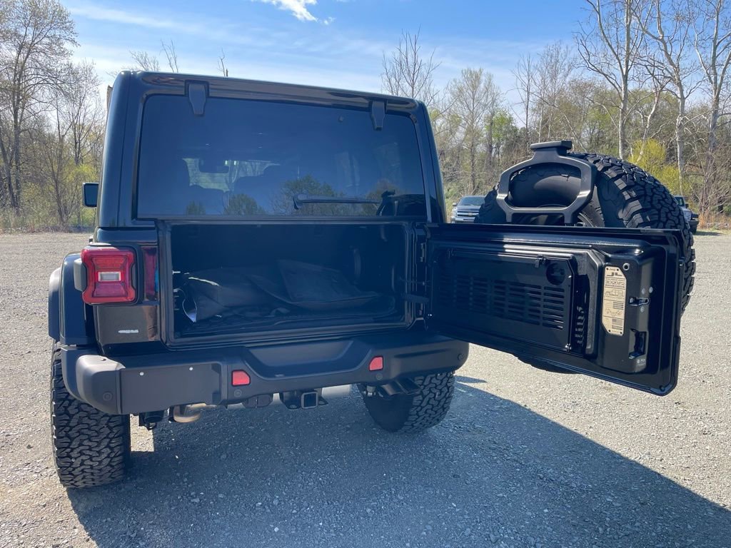 Used 2024 Jeep Wrangler Unlimited Rubicon 392 image 11