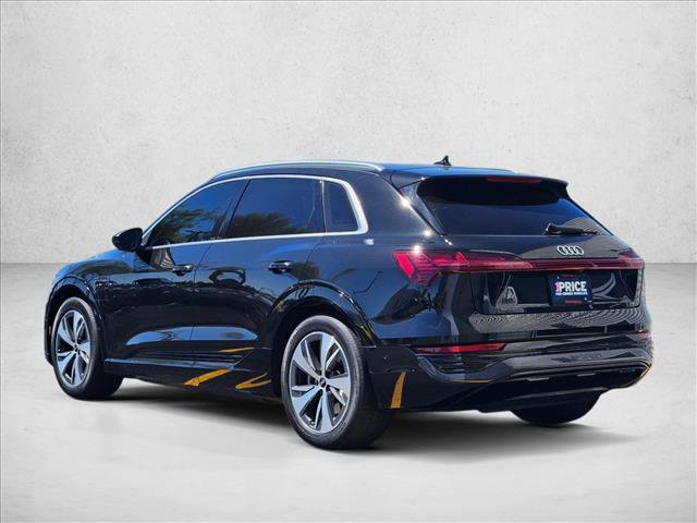 Certified 2024 Audi Q8 e-tron Premium Plus w/ Premium Plus Package AWD/4WD image 8