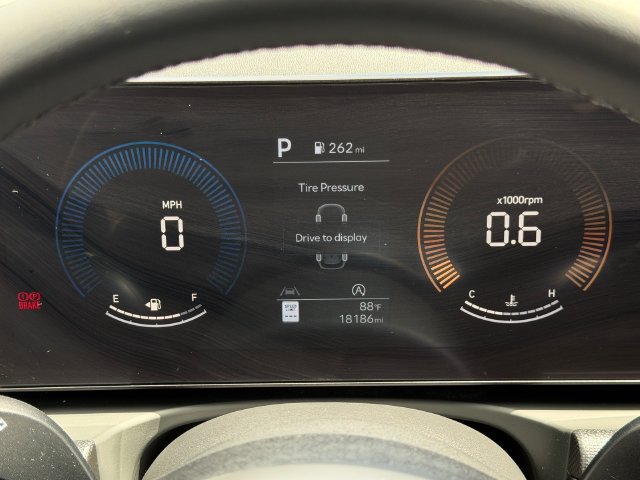 Used 2025 Hyundai Tucson XRT FWD image 23