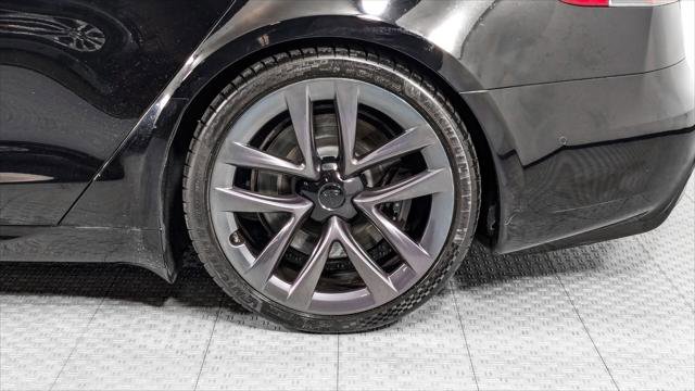 Used 2021 Tesla Model S Plaid image 38