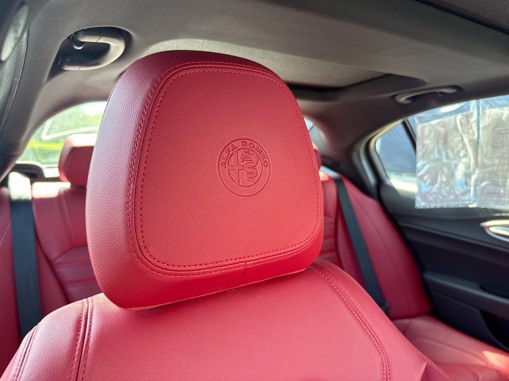 Used 2022 Alfa Romeo Giulia Veloce AWD/4WD image 70