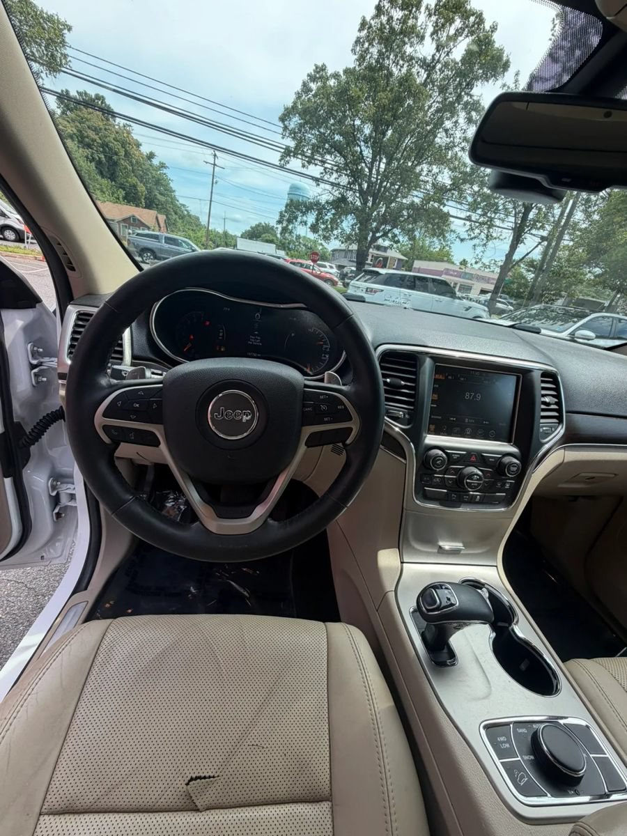 Used 2014 Jeep Grand Cherokee Limited w/ Luxury Group II AWD/4WD image 8