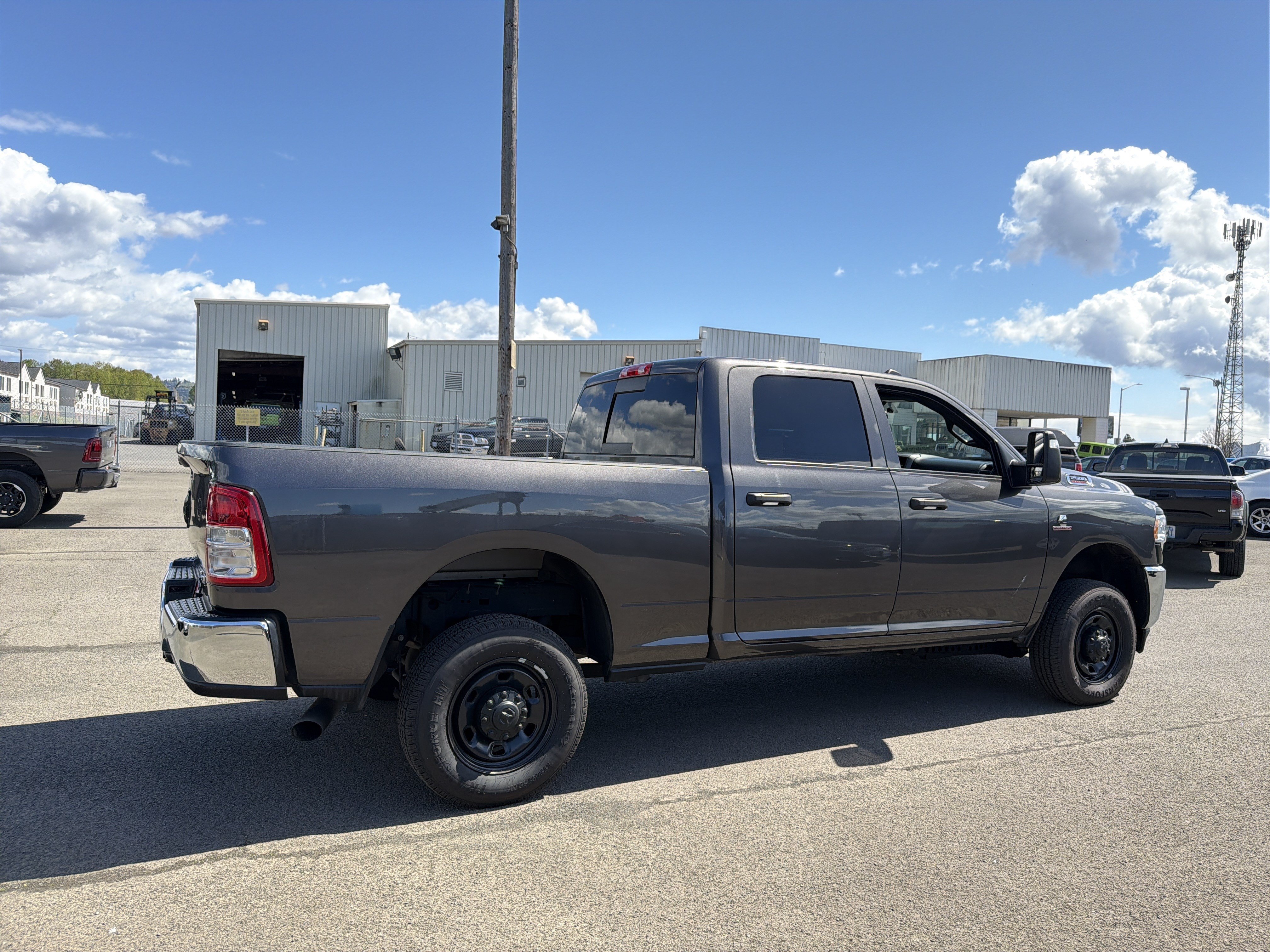 Used 2023 RAM 2500 Tradesman AWD/4WD image 6