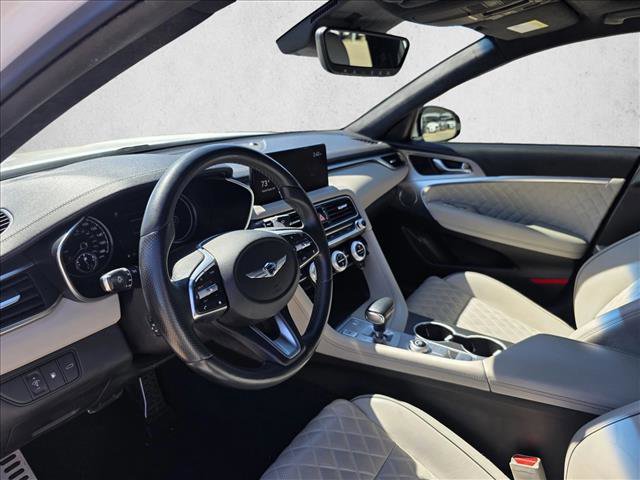 Used 2022 Genesis G70 3.3T image 13