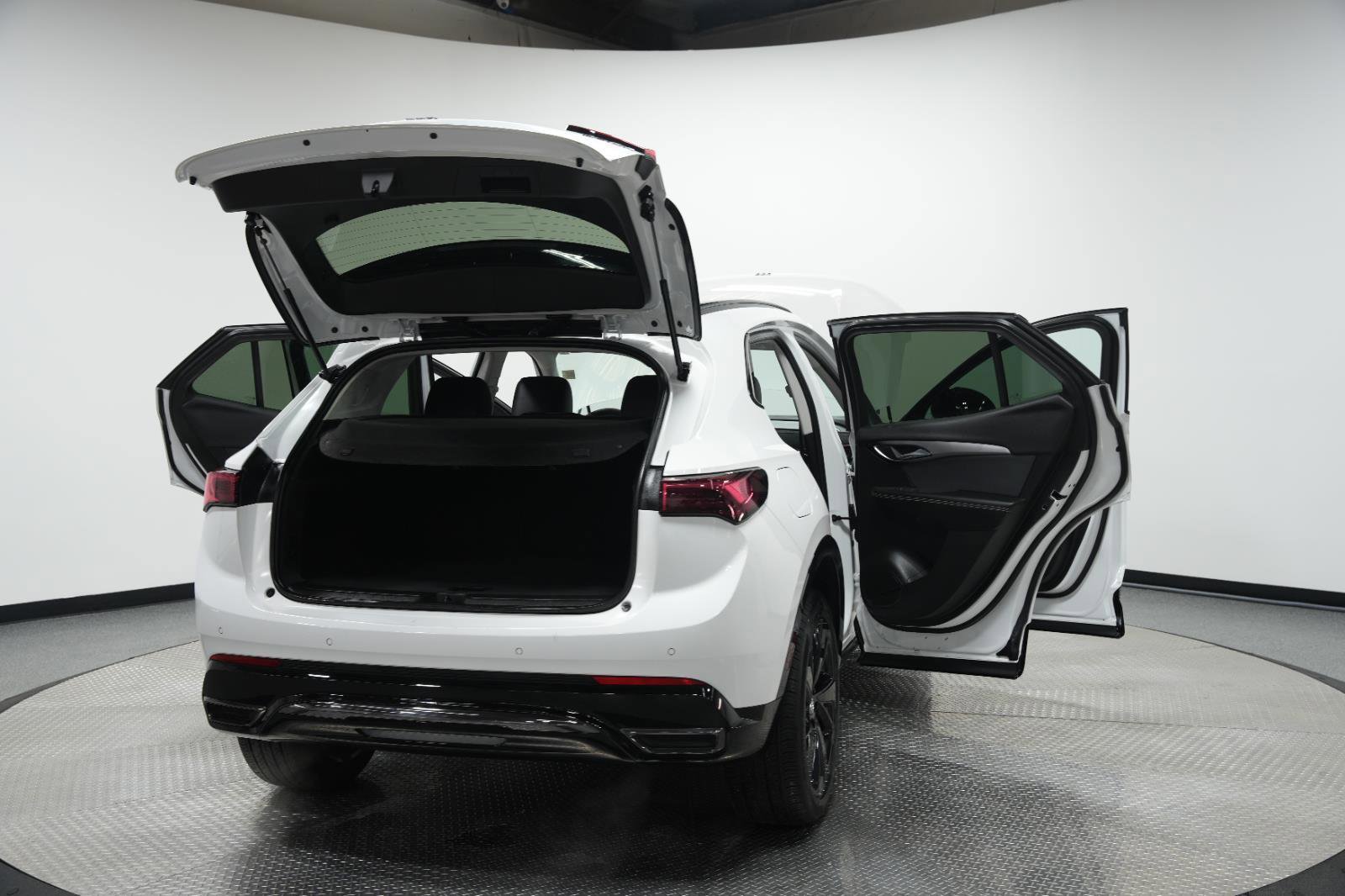 Used 2025 Buick Envision Sport Touring image 12