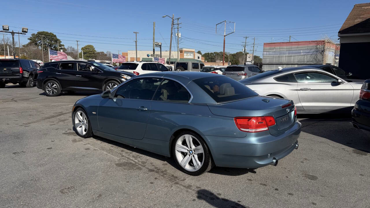 Used 2009 BMW 335i Convertible image 14