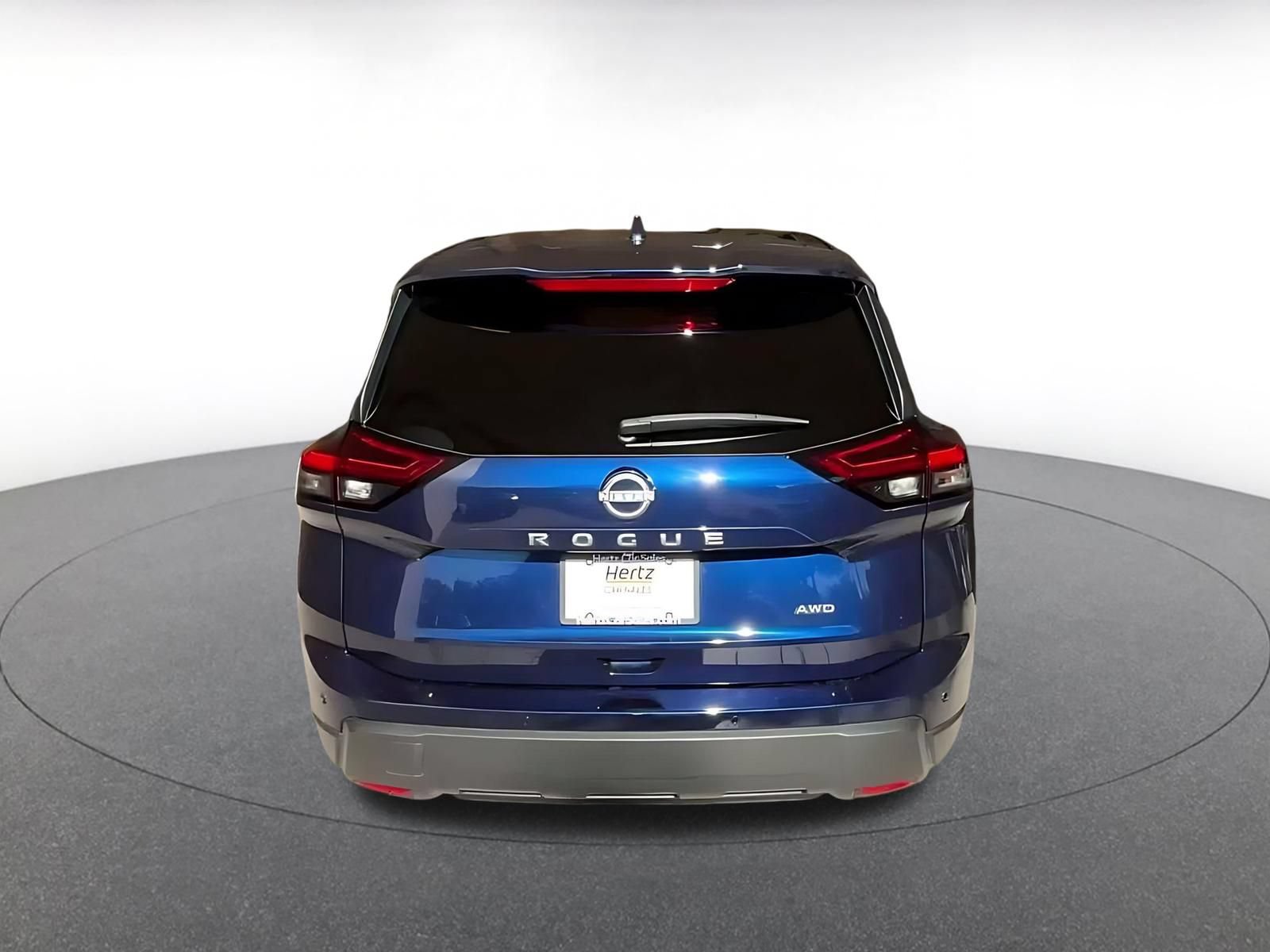 Used 2026 Nissan Rogue SV AWD/4WD image 10
