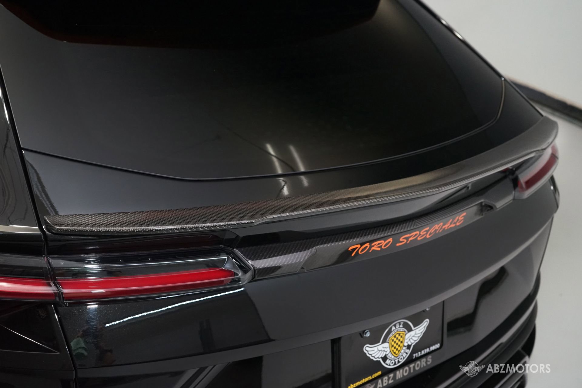 Used 2021 Lamborghini Urus image 9