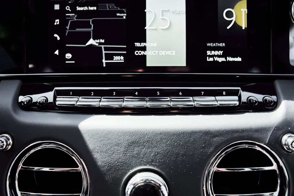 Used 2026 Rolls-Royce Cullinan image 67