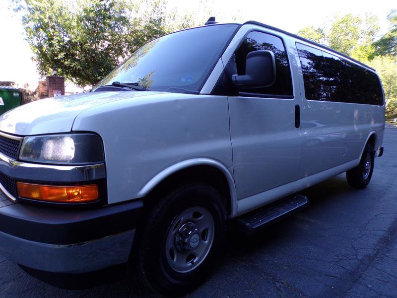 Used 2019 Chevrolet Express 3500 LT w/ LT Preferred Equipment Group RWD image 5
