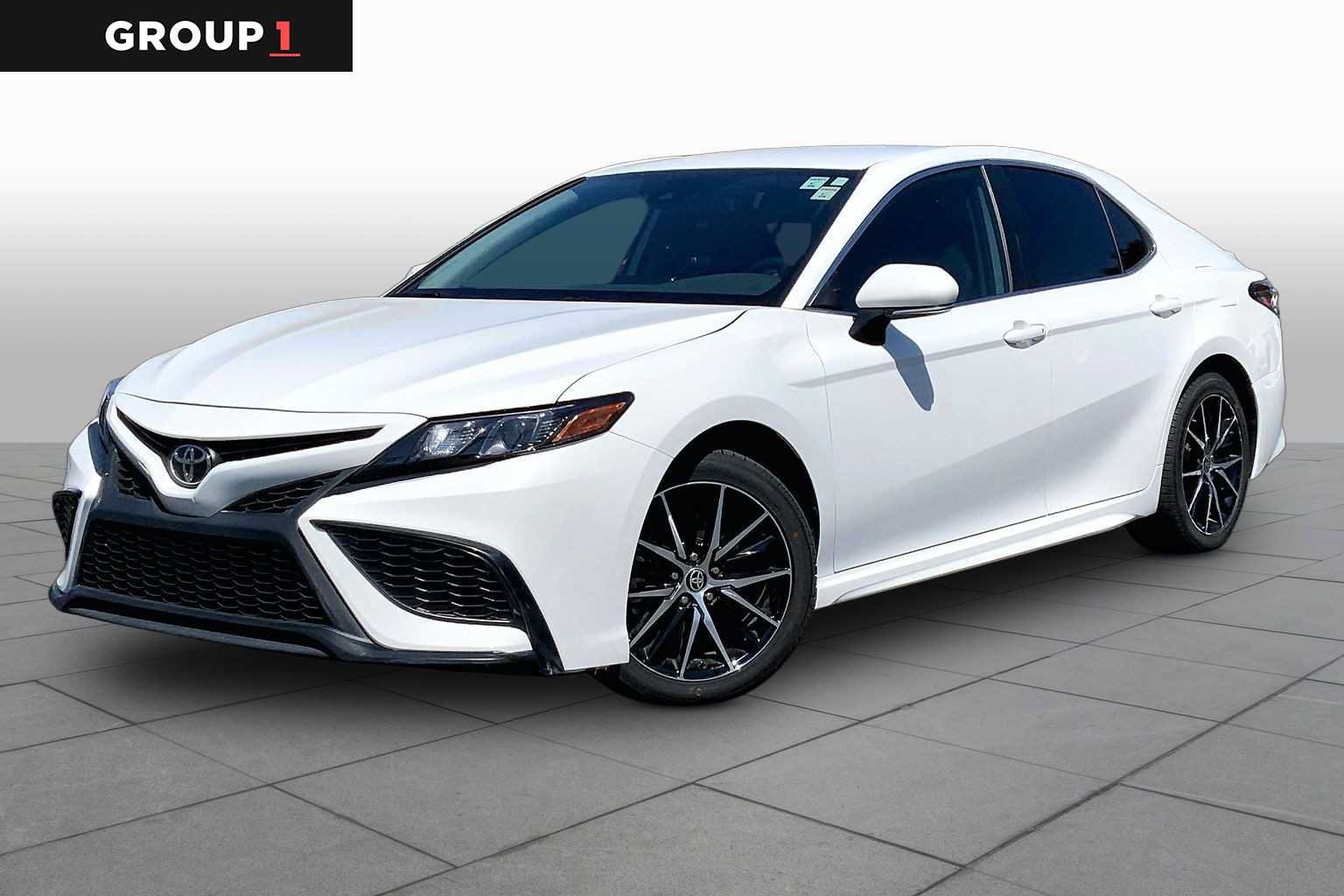 Used 2024 Toyota Camry SE