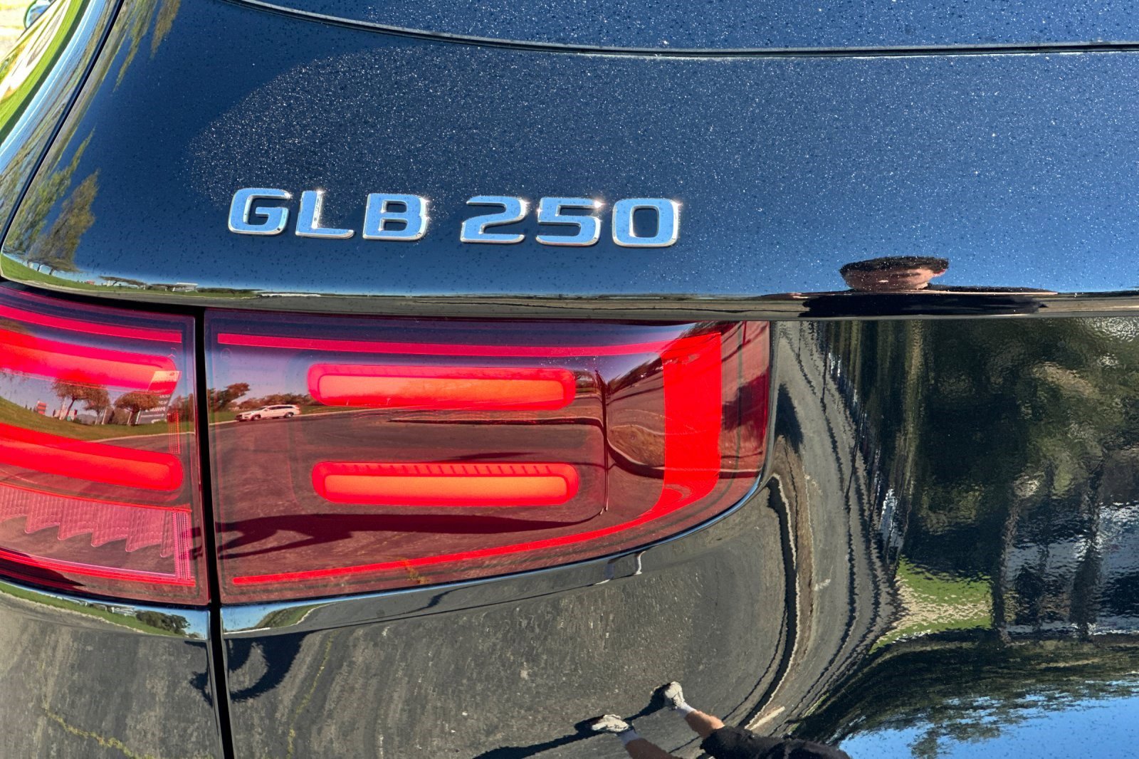 Used 2025 Mercedes-Benz GLB 250 250 image 37