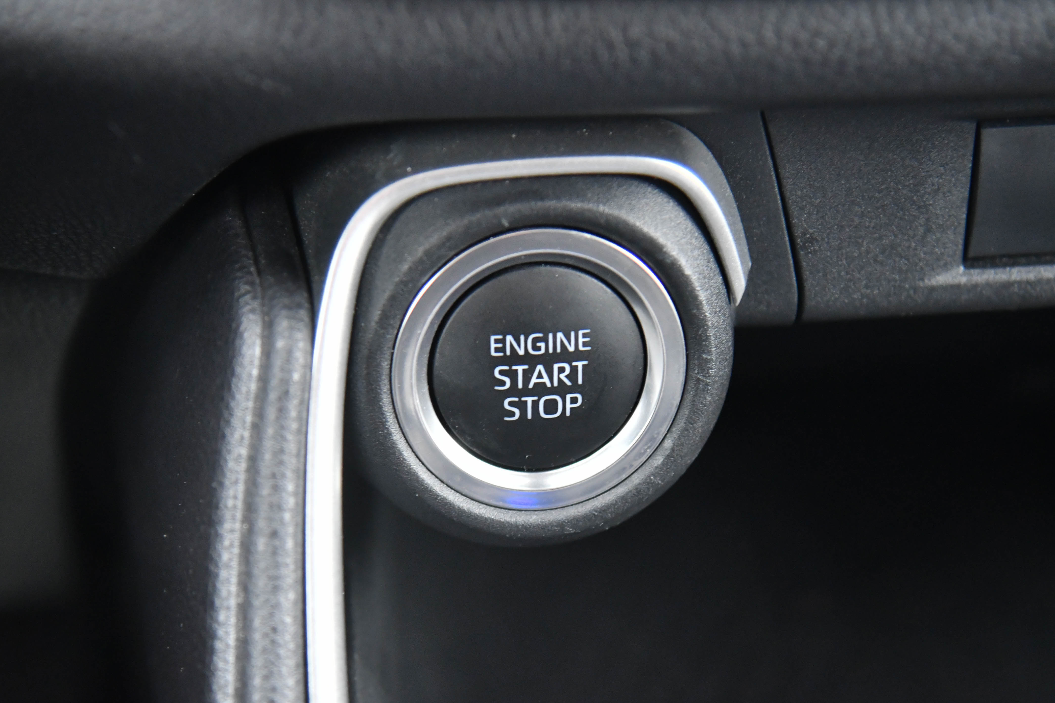 Used 2025 Toyota Grand Highlander AWD image 33