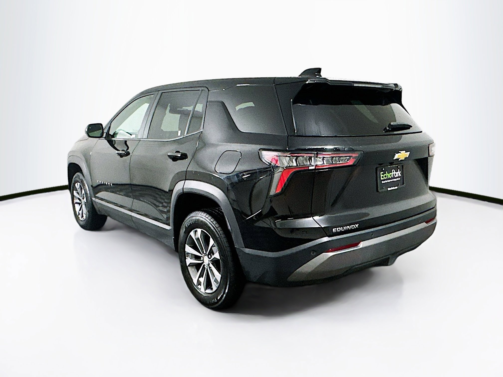 Used 2025 Chevrolet Equinox LT FWD image 5