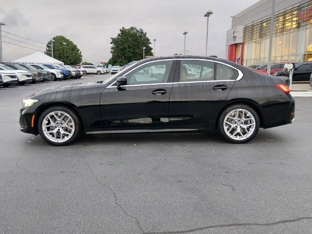 Used 2025 BMW 330i Sedan RWD image 6