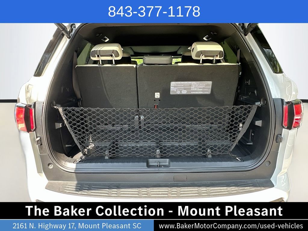 Used 2024 Toyota Sequoia Capstone AWD/4WD image 28