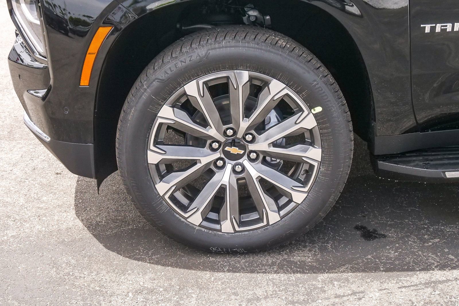 New 2026 Chevrolet Tahoe High Country w/ Sun And Tow Package AWD/4WD image 5