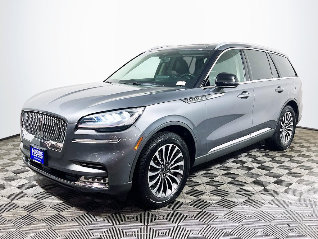 Used 2021 Lincoln Aviator Reserve w/ Equipment Group 201A AWD/4WD image 3