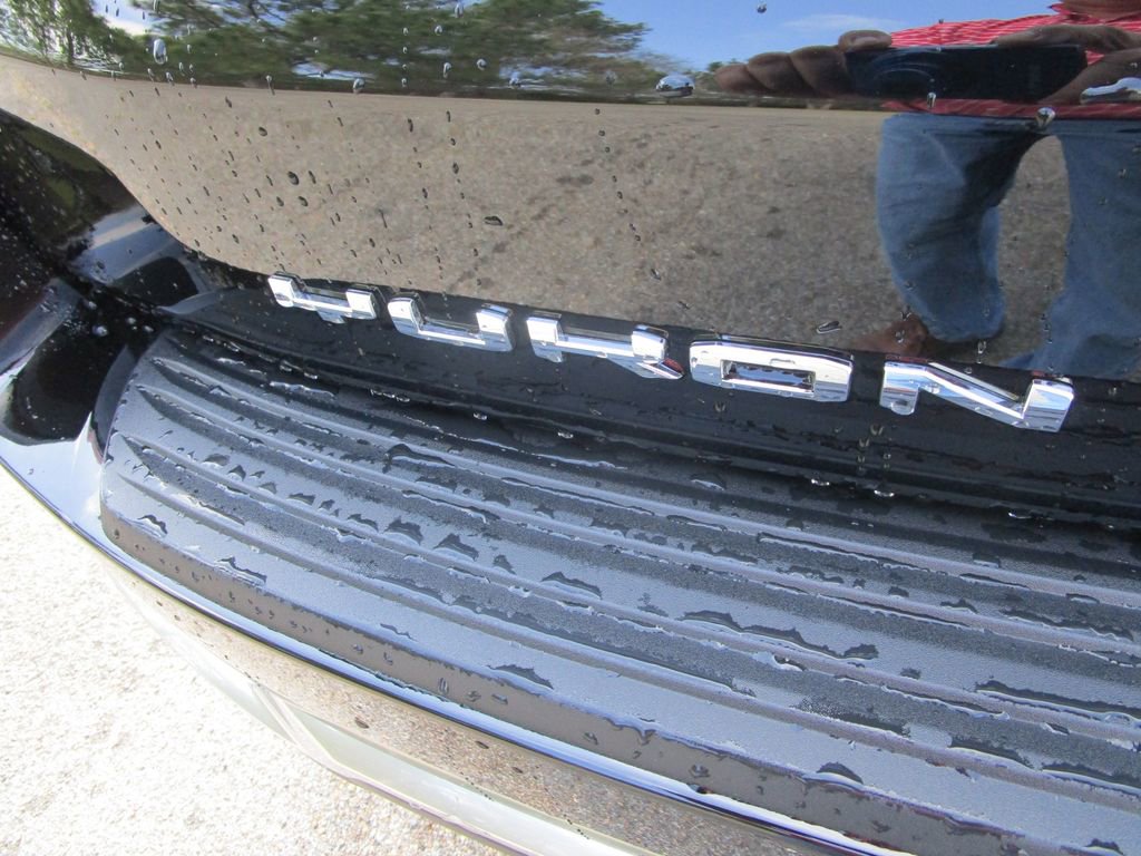 New 2026 GMC Yukon Denali w/ Denali Reserve Package image 9