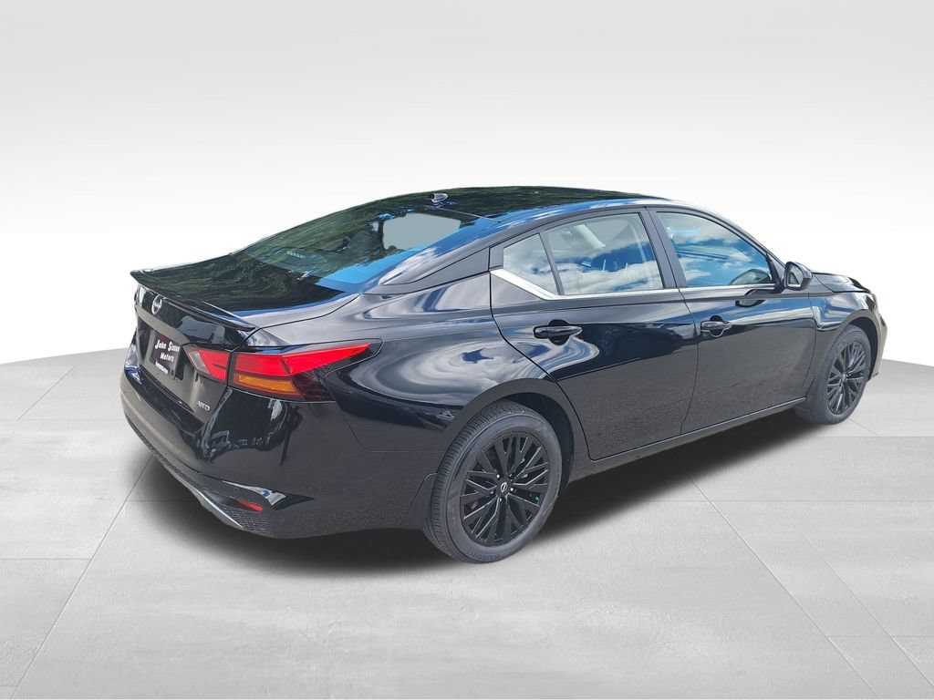 New 2026 Nissan Altima 2.5 SV w/ SV Special Edition Package AWD/4WD image 5