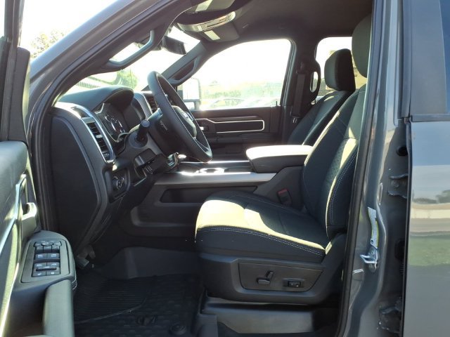 New 2027 RAM 2500 Big Horn AWD/4WD image 13